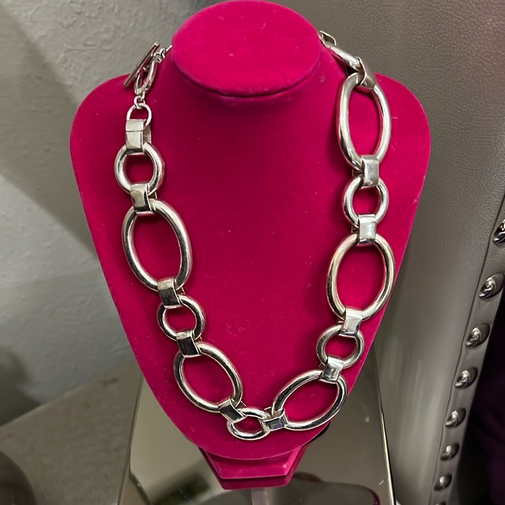 Silver Oversized Link Necklace - Women's Fashion Jewelry - Picture 5 of 5